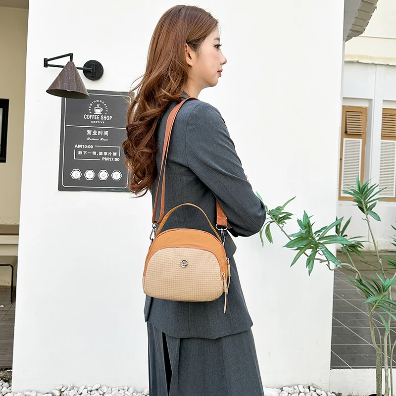 Women's Single Shoulder Bag Fashion Solid Color Simple New Multi-functional Handheld Waterproof Stain-resistant Crossbody Bag