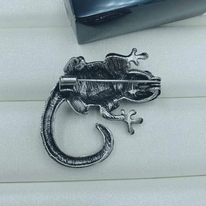 Broche de personnalité européenne et américaine pour hommes et femmes, épingle de costume en forme de lézard d'huile