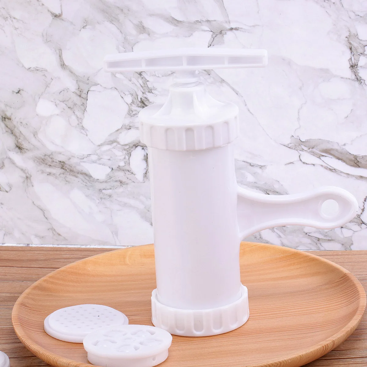 

2Pcs Manual Noodle Maker Household Dough Press Machine Space Saving for DIY Pasta Sausage Making 5 Mold Heads Mini Noodle