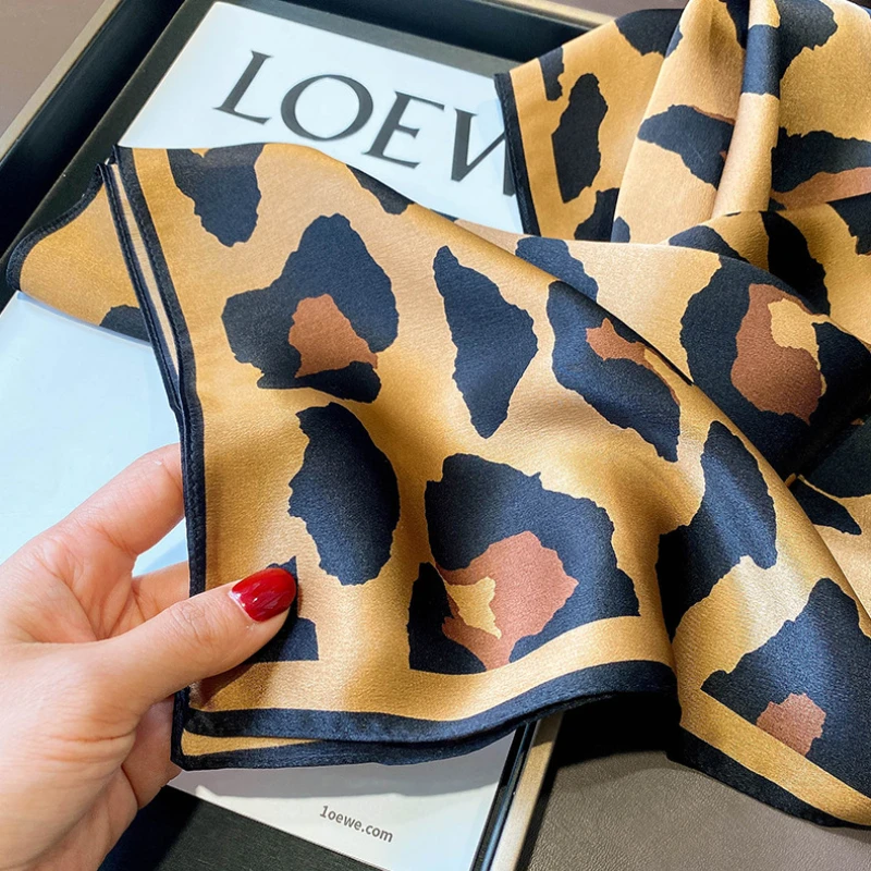 100% Real Silk Scarf New Luxury Brand Twill Fashion Women Big Scarves Female Wraps Square Shawls Bandana Ladies Headband