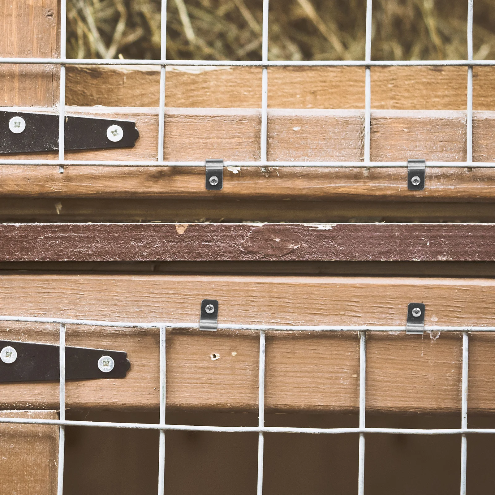 

100Pcs Livestock Fence Clips Stainless Steel Metal Wire Clip Heavy Duty Weather Resistant for Agricultural Fencing Garden Fence