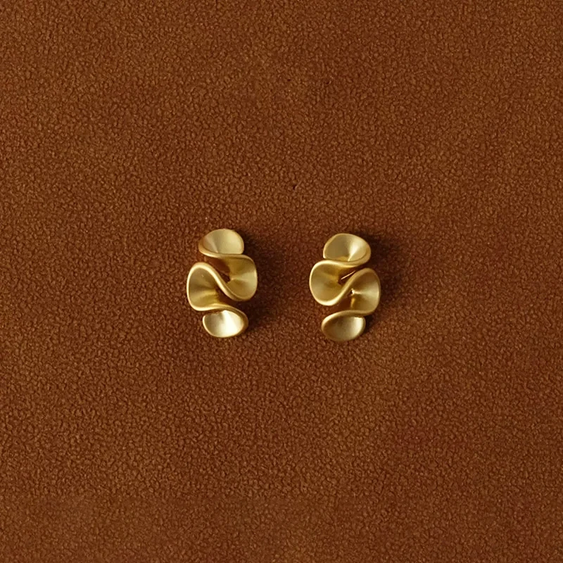 orecchini-eleganti-floreali-raytimone-commuter-gioielli-leggeri-di-lusso-accessorio-di-moda