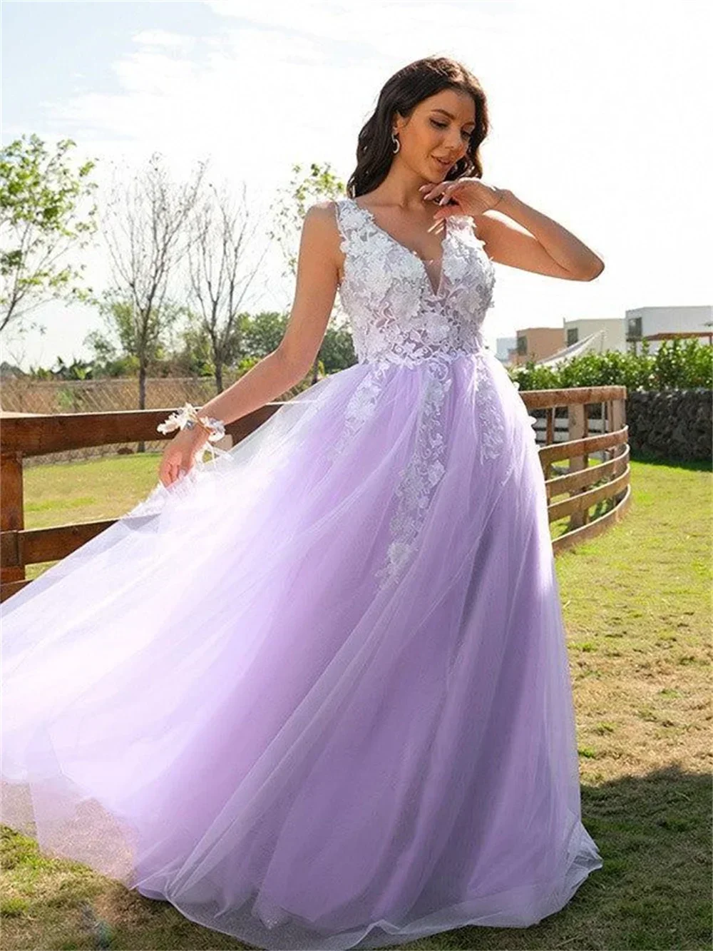 Customized Weilinsha Lavender فساتين مناسبة رسمية Princess Flower Embroid V-neck Vestidos De Noche Sweet Tulle Floor Lenght Prom