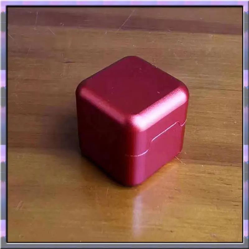 

ABJX New Billiard Chalk Storage Box Billiard Accessories Pool Standard Chalk Cube Chalk Storage Box Pool Chalks Carrier Case Bla