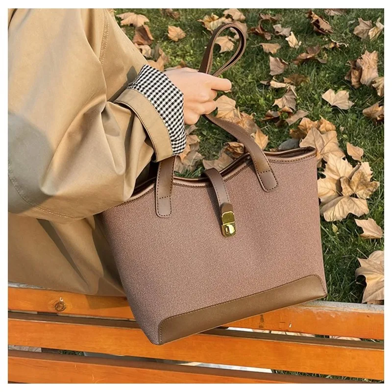 

Modern Tote Bag For Women A Bold Architectural Statement For The City Landscape