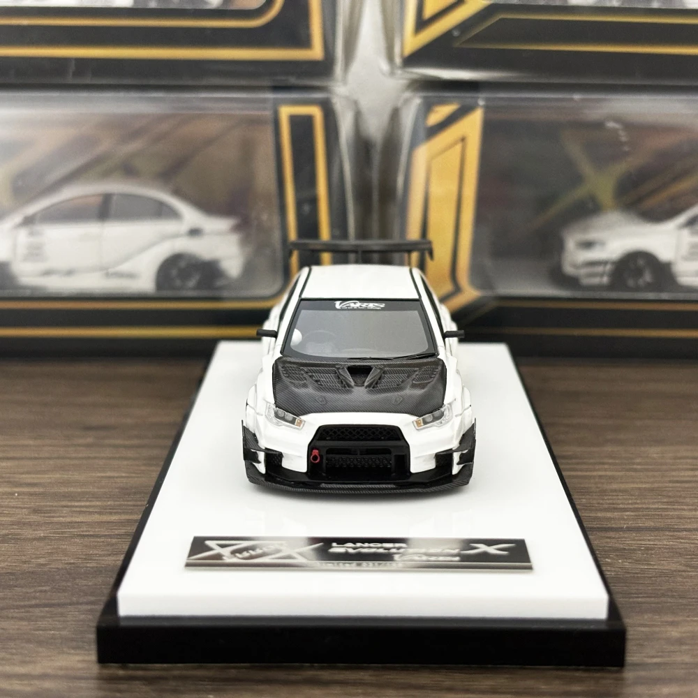 

Акции 404 ошибка 1:64 EVO X Vari двухцветная модель автомобиля из смолы в 2025 году