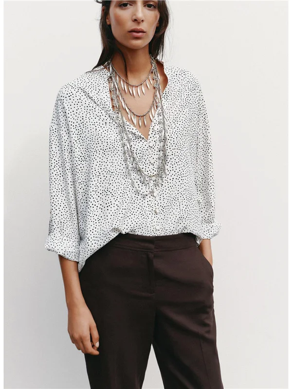 

Autumn Casual Sle Long Sve V-Ne Button Decorated Polka Dot irt Loose Fit Polyester Women's Premium Quali Blouse