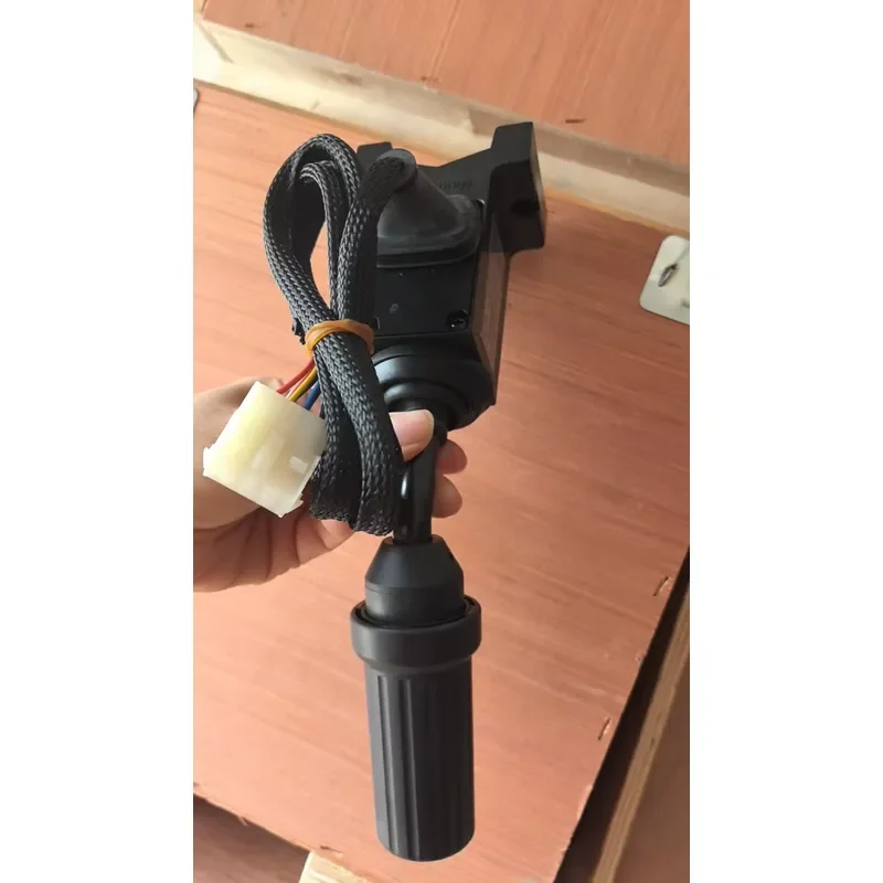 Genuine Brand-new LW600KV Loader Cab Steering Wheel Shift Gear Lever 2026 Model 0h Working Hours