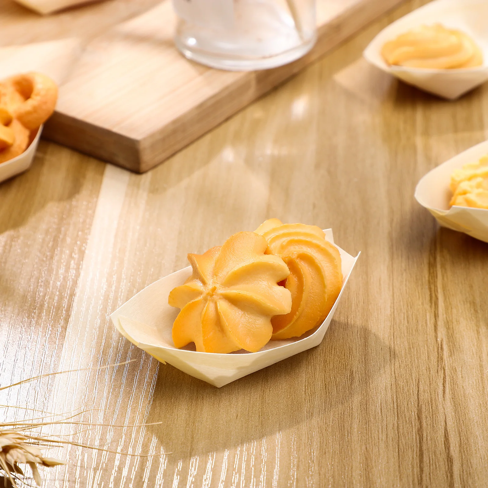 

100pcs 8 5cmx6 0cm Natural Disposable Tray for Wood Plates Party Sushi Boat Serving Tray Wedding Sushi Boat Kitchen Bar