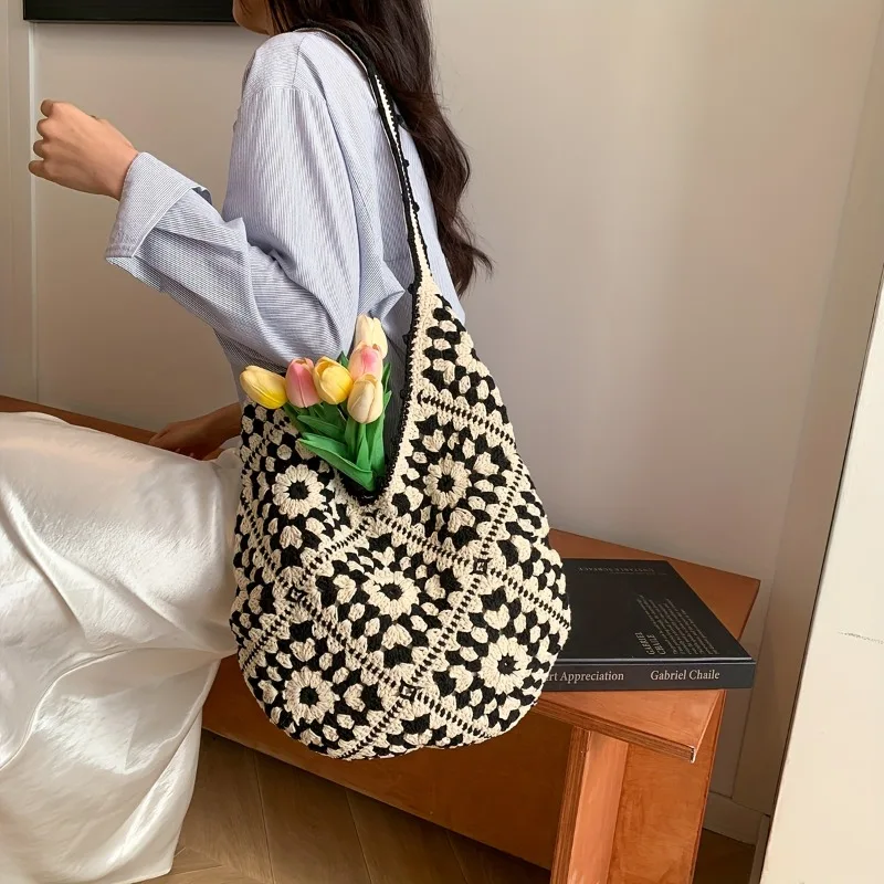 

Boho Bags for Women Woven Tote Bag , Spacious Shoulder Bag with Magnetic Closure, Perfect for Casual Outings and Vacation Style