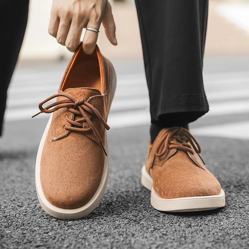 

Новые корейские замшевые мужские кроссовки, однотонные, повседневные, мягкие, удобные, дышащие, нескользящие, износостойкие, модные, в консервативном стиле, для прогулок на все сезоны