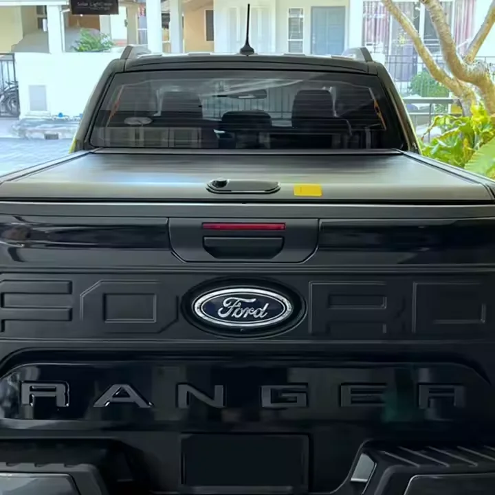

High quality Ford Ranger Wildtrak Raptor Xl Xlt Xls T6 T7 T8 T9 manual retractable roller blind cover pickup top cover
