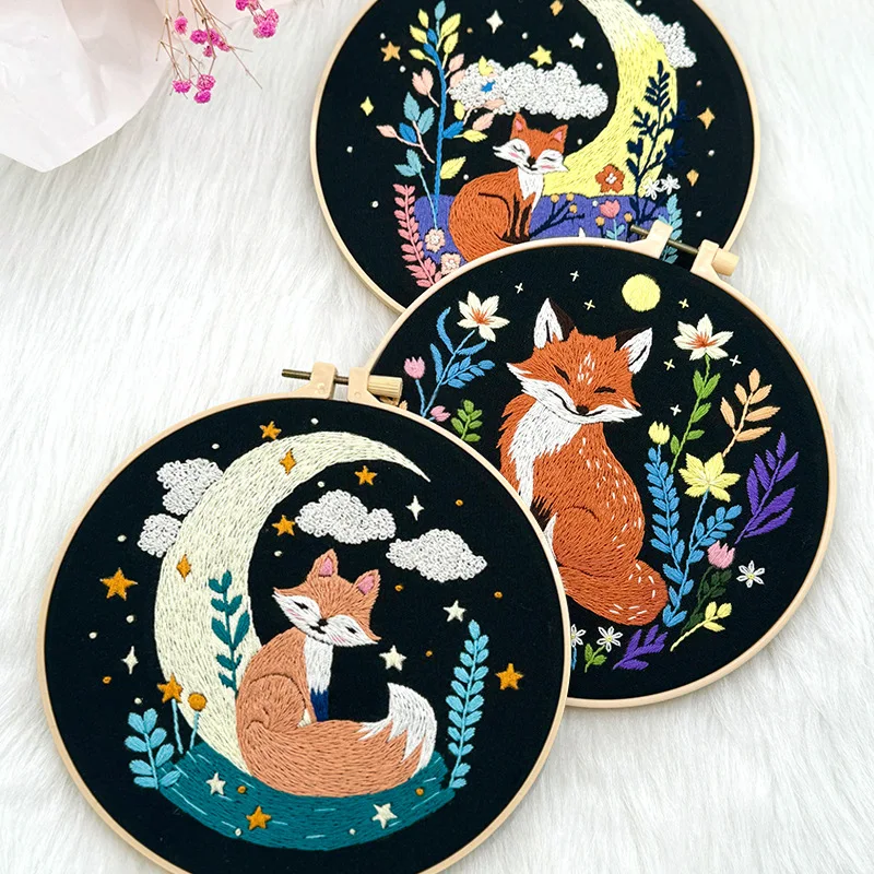 Cute Cartoon Fox Embroidery Kit with Instruction Needle Thread Stapmed Cloth For Room Decor DIY Crafter Gift