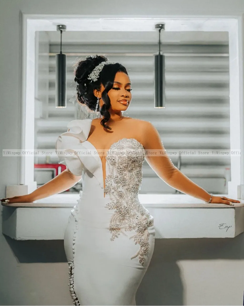 Vestidos de novia de sirena nigeriana para novia, cuello transparente, manga larga, volantes divididos laterales, vestidos de recepción de boda africanos personalizados