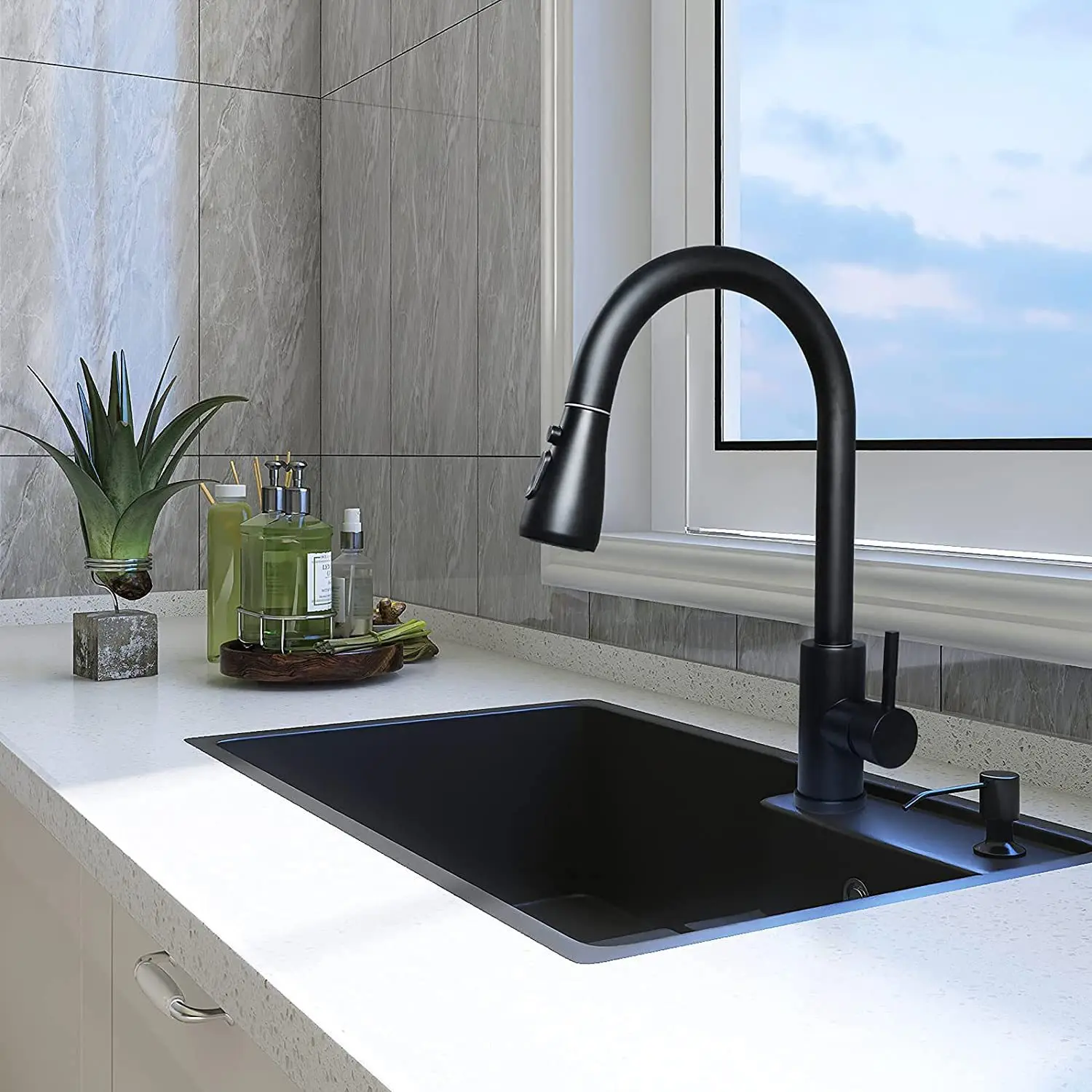 

New Black Sink Faucet 360 Degree Rotation Kitchen Modern Gold Basin Faucet Spring Pull Down Faucet