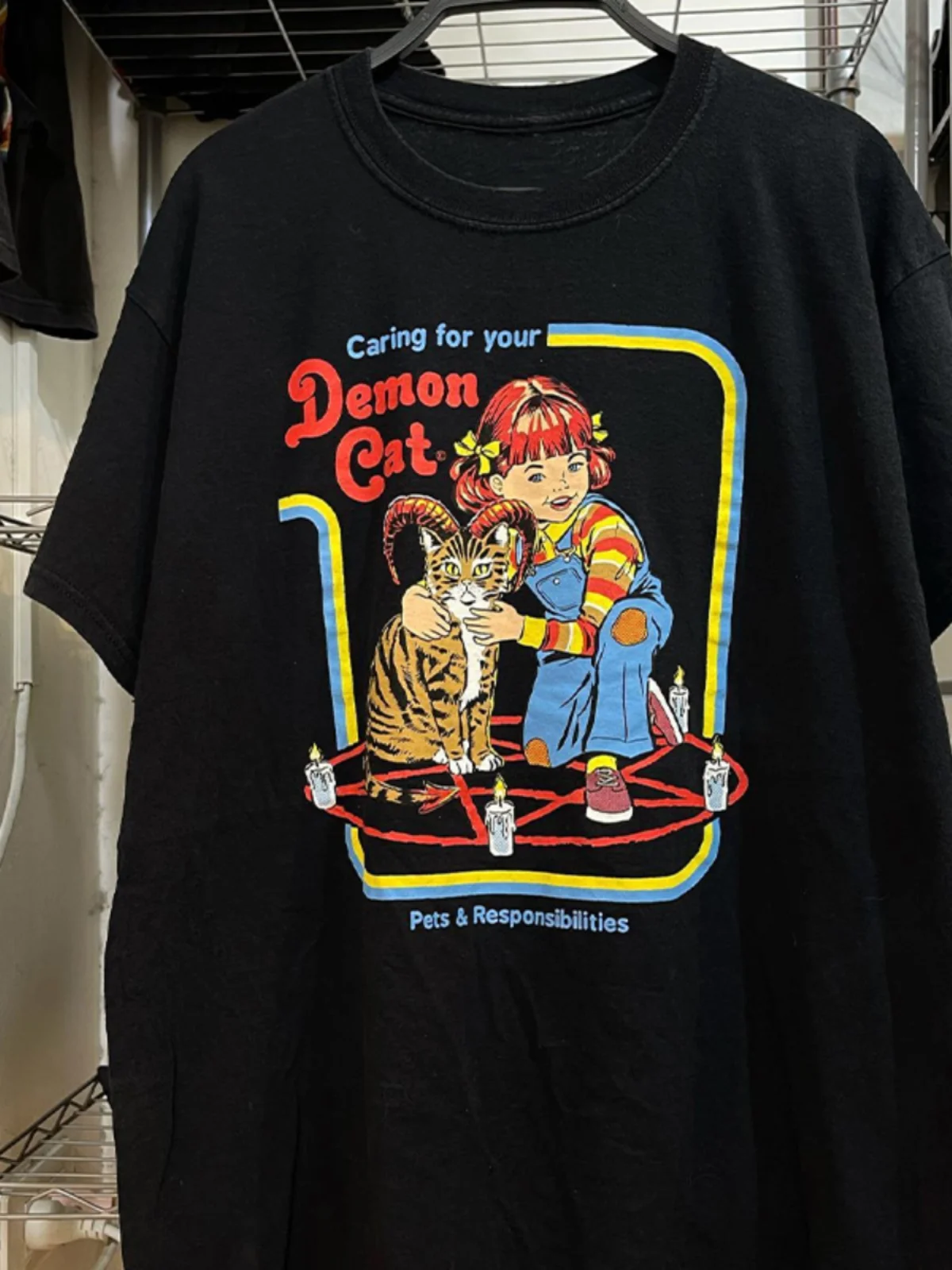 Vintage American Retro Short Sleeve Pure Cotton Small Collar T-Shirt for Men And Women Trendy Care for Your Devil  Illustr...