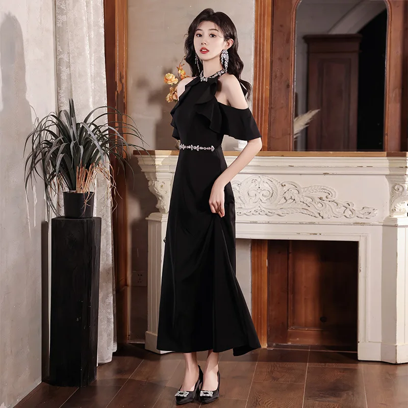 

Women Off Shoulder Graduation Prom Dress Black Crystal Halter Host Performance Dress Female Sister Party Gowns