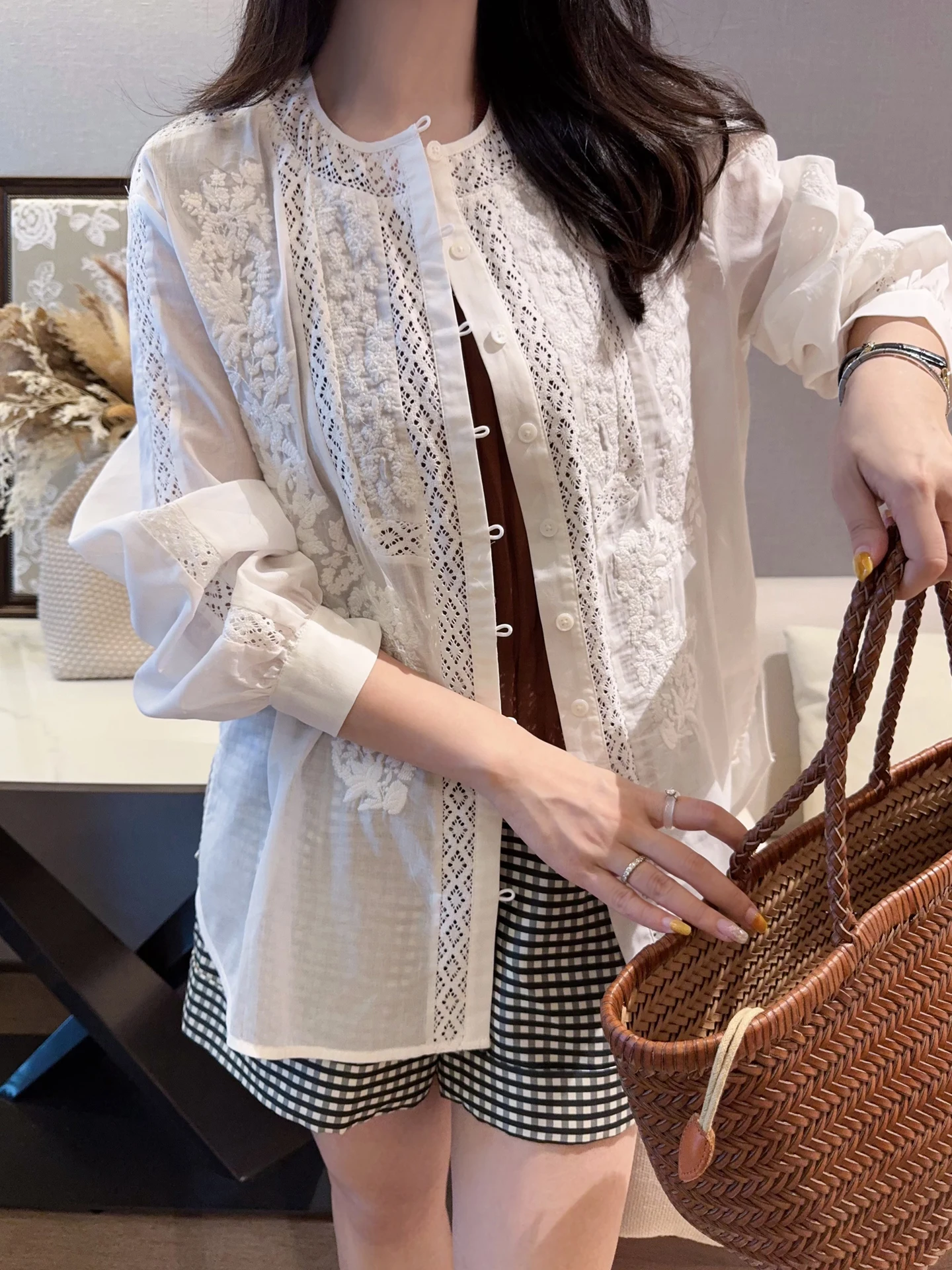 

Elegant Romantic Style Embroidered Cotton Shirt Hollow out Long Sleeve Thin Top Women Summer Loose Fit French Style round Neck