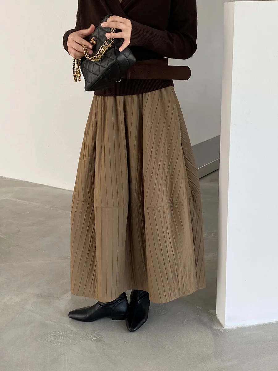 

2025 Autumn-Winter High-Waisted Thick Blossom Mid-Cut Skirt for Women - Autumn-Winter Warmth, Long Style, Lantern-shaped Skirt