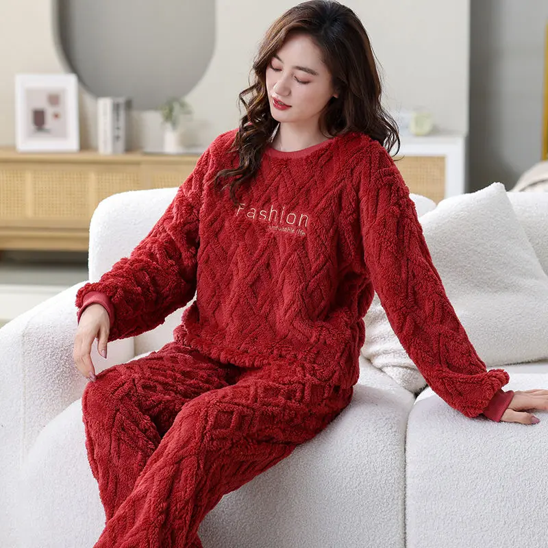 

Women's Pajamas Set Autumn Winter Flannel Sleepwear 2024 New Plush Middle-aged Loungewear Mother Thick Coral Velvet Home Clothes