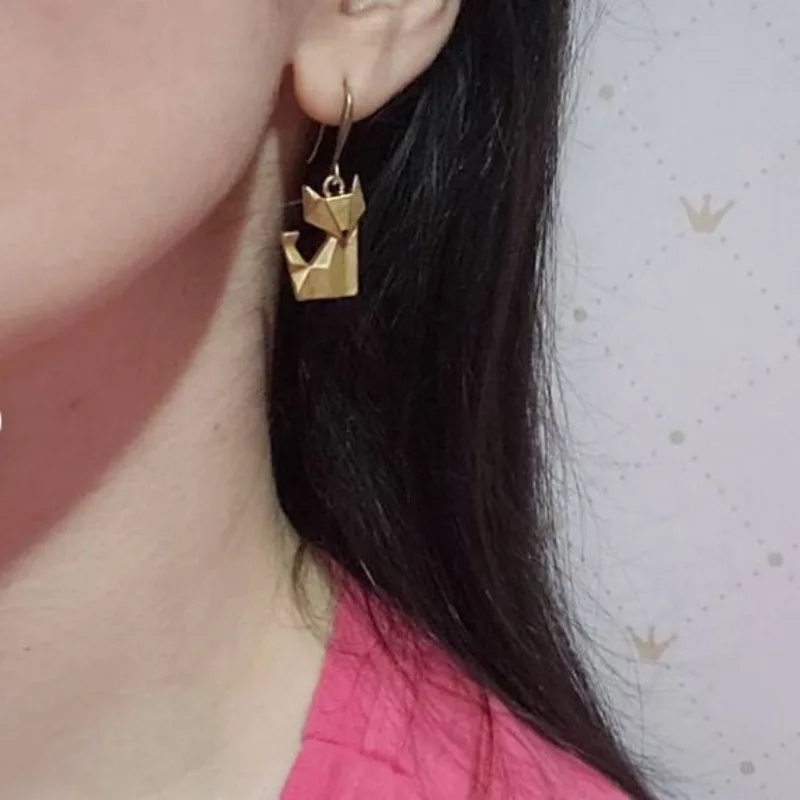 Creative Golden Fox Earrings for Women Fashion Gold Color Folding Fox Animal Pendant Dangle Earrings Jewelry Aretes De Plastico