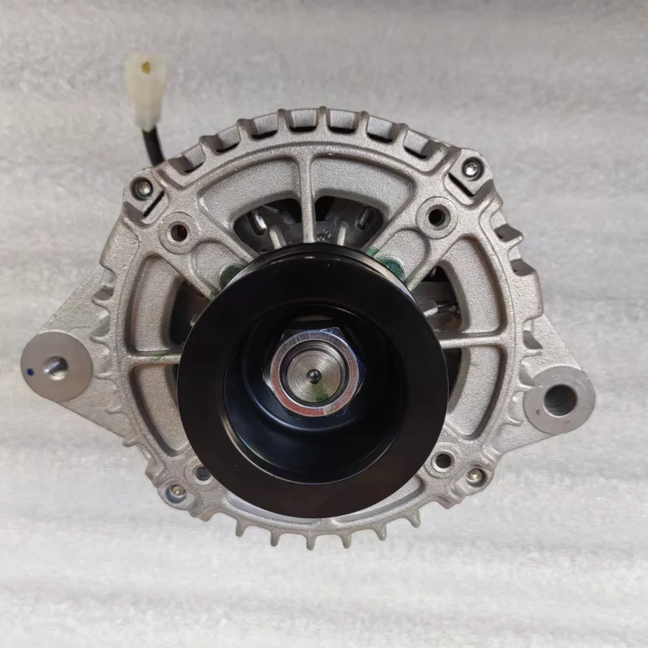 New 48V 12V 24V Can Bus Alternator Assembly for Cars and Trucks for Bus Manufacturing