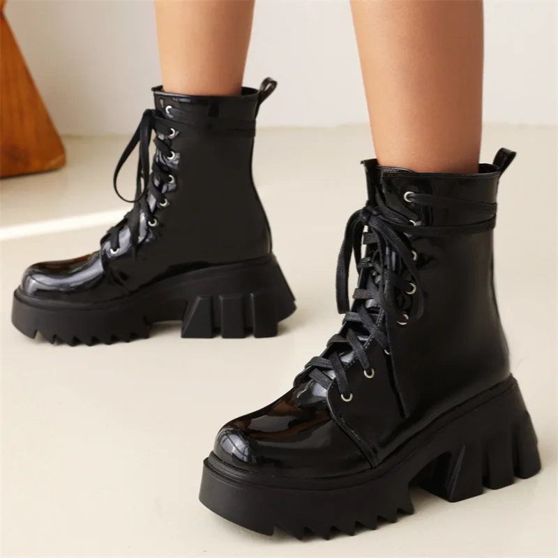 Botas de moto con cordones delanteros de estilo Punk para mujer, tacón alto, plataforma, botas de caballero adelgazantes, pierna baja, talla grande