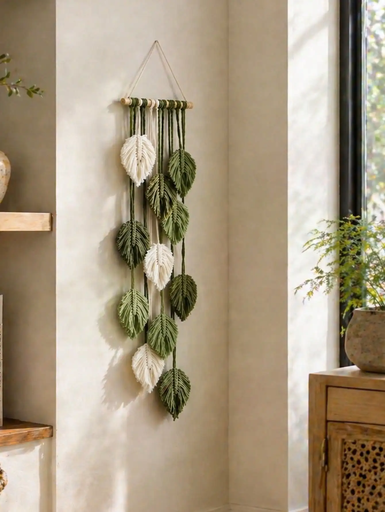 Leaf Shaped Boho Wall Hanging Tapestry Decor