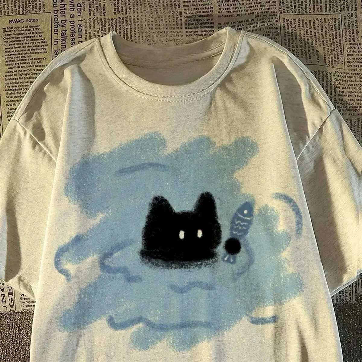 تي شيرت صيفي بأكمام قصيرة بتصميم جديد لعام 2025 ، نمط رداء حمام متعدد الاستخدامات ، بلوزة/تي شيرت نسائي على شكل قطة سوداء تي شيرت جرافيك على الموضة Y2K #2