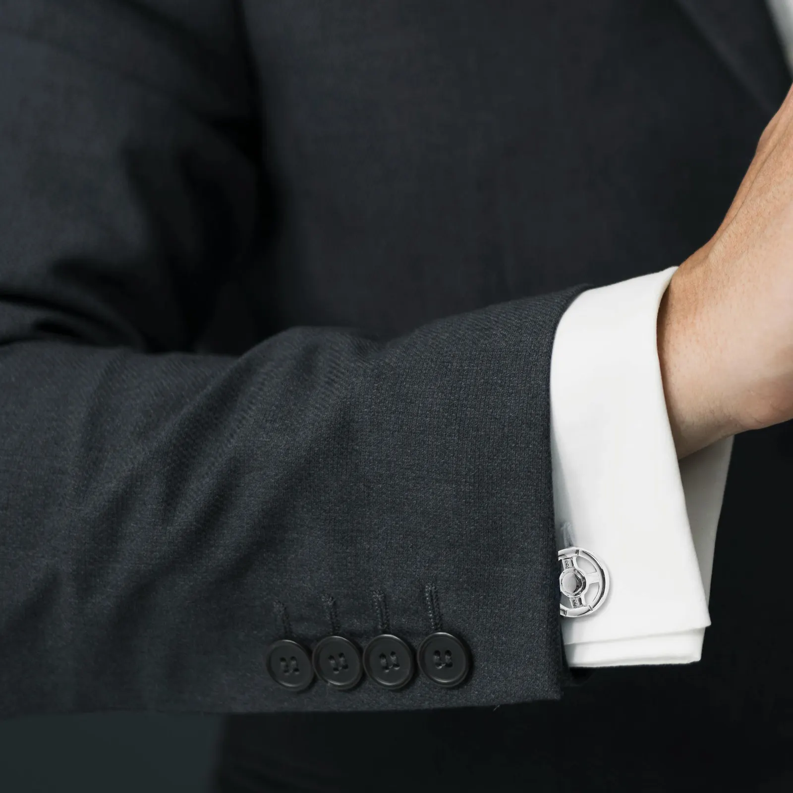 1Pair Metal Steering Wheel Cufflinks French Design Suit Accessory Shirt Cuff Link Mens Accessories Business Tuxedo Cufflinks
