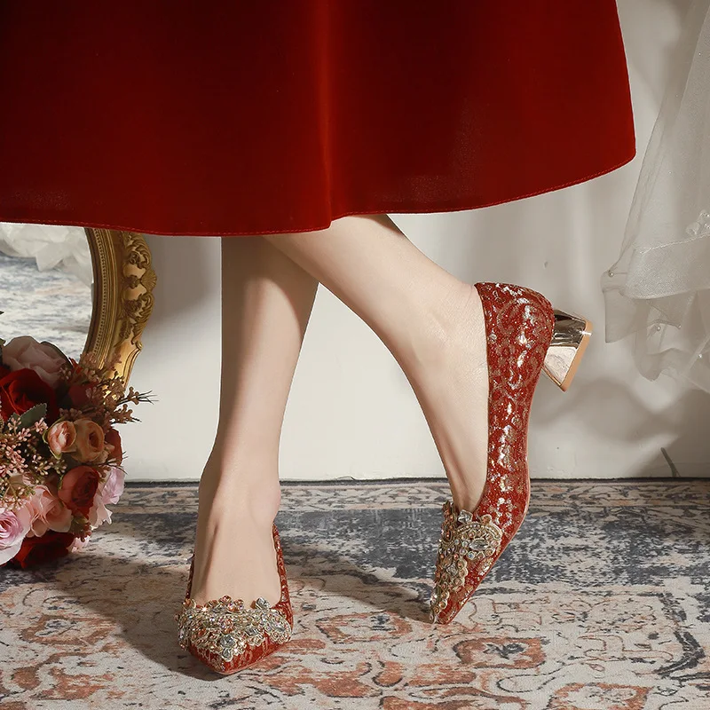 

Luxury Women Wedding Shoes Exquisite Rhinestone Low Heels for Woman French Aristocratic Casual Shoe Designer Shoes Zapatos Mujer