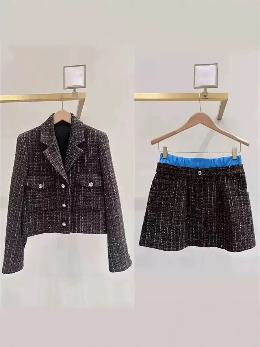 

M Home 2025 Winter New Retro Metal Wire Thiened Tweed ort Suit Jaet Color Blo Waist f Skirt Set Women's Faion