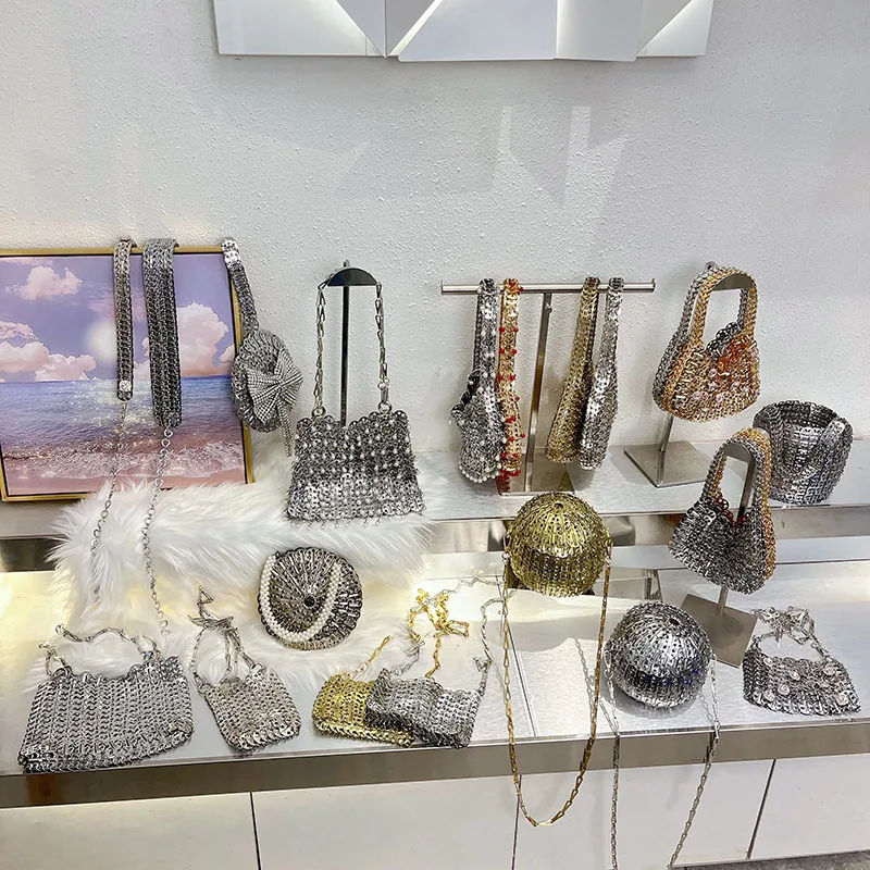 

Распродажа: Блестящая акриловая вечерняя сумка в стиле ретро, из полированного металла, с кристаллами, в форме губ, с бриллиантами, для вечеринок