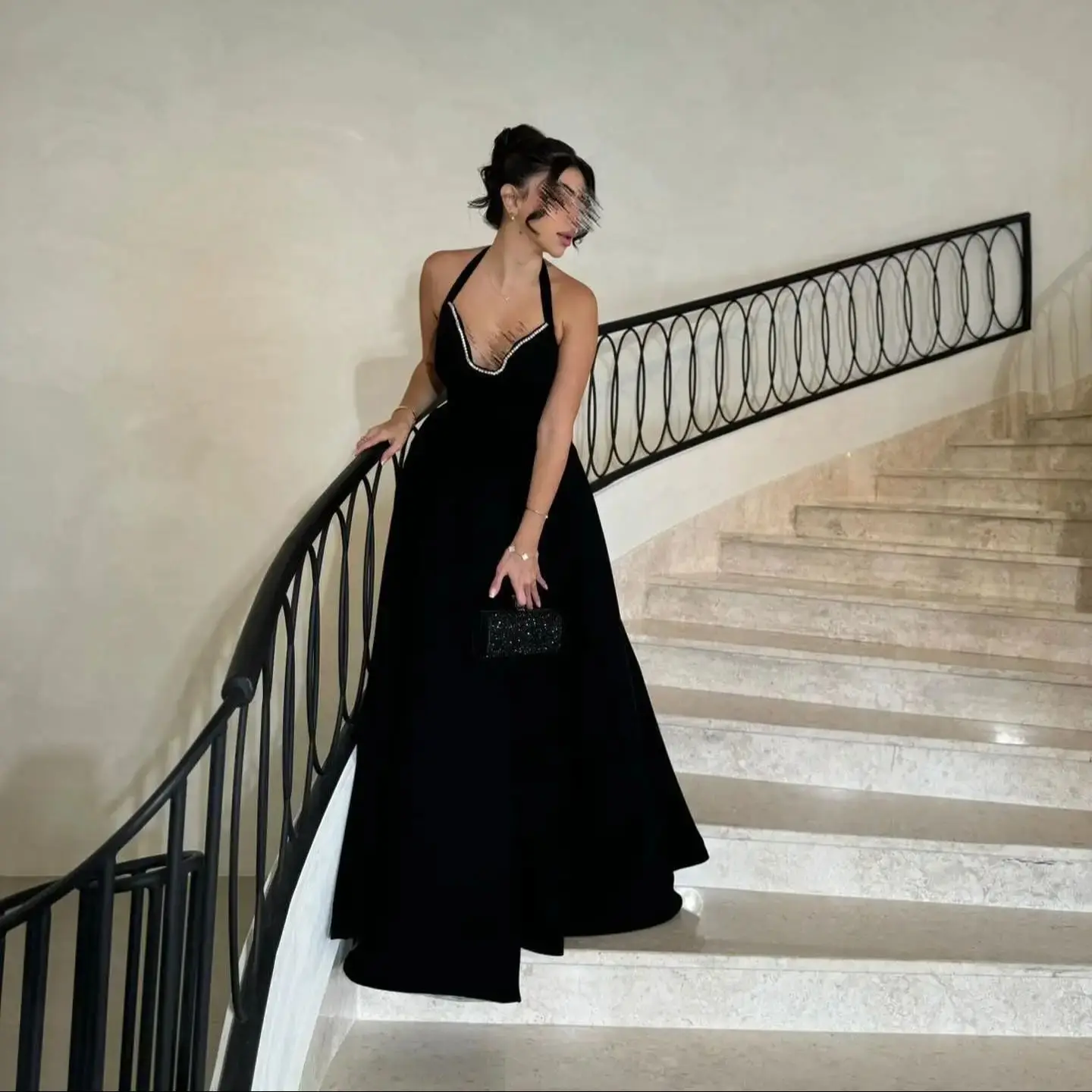 

Aenyrst Elegant Black Beaded Prom Gown Women Halter Neck Party Evening Dress Floor Length customized Special Occasion Dresses