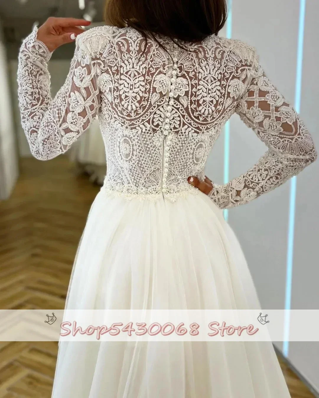 Romantic High Neck  Long Sleeves A line Wedding Dresses Exquisite Lace Appliques Princess Style Beach Bridal Gowns