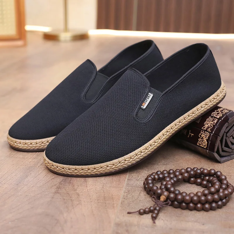 Men Mesh Cloth Shoes Breathable Lightweight Soft Sole Non Slip Old Beijing Style Casual Slip On Leisure Sports Walking Shoes