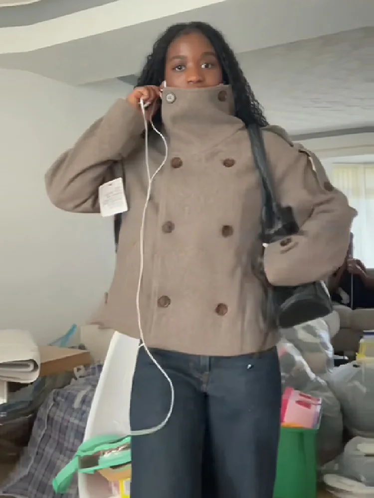 

2025 Autumn Lady Outwear Chic Stand Collar Short Woolen Coats Women Solid Zipper Single Breasted Full Sleeve Pockets Jacket