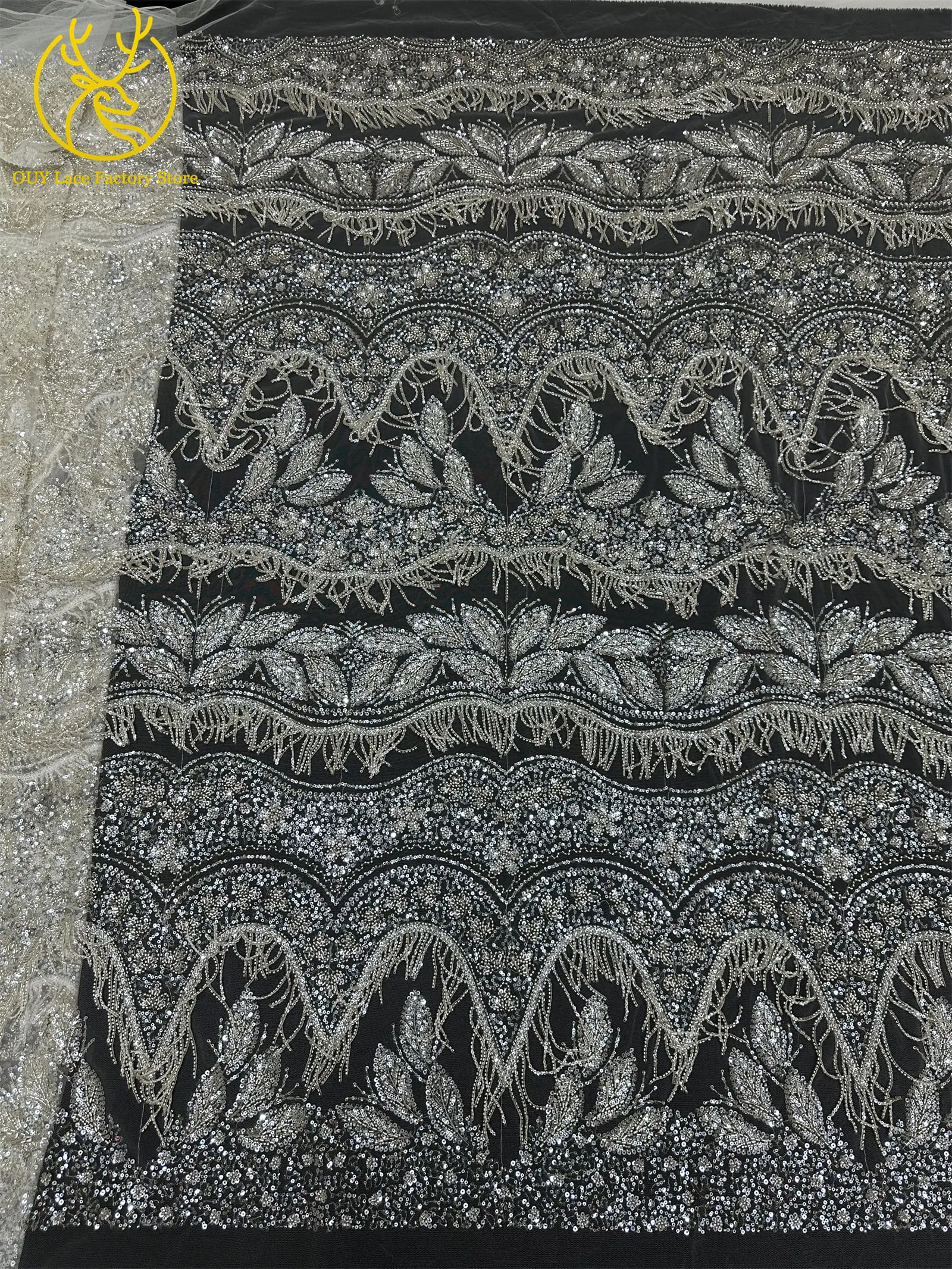 Goldener 3D-Hängeperlen-Spitzenstoff, hochwertiger afrikanischer Spitzenstoff, luxuriöser französischer Tüll mit Pailletten für Hochzeits- und Partykleider – Detail 15