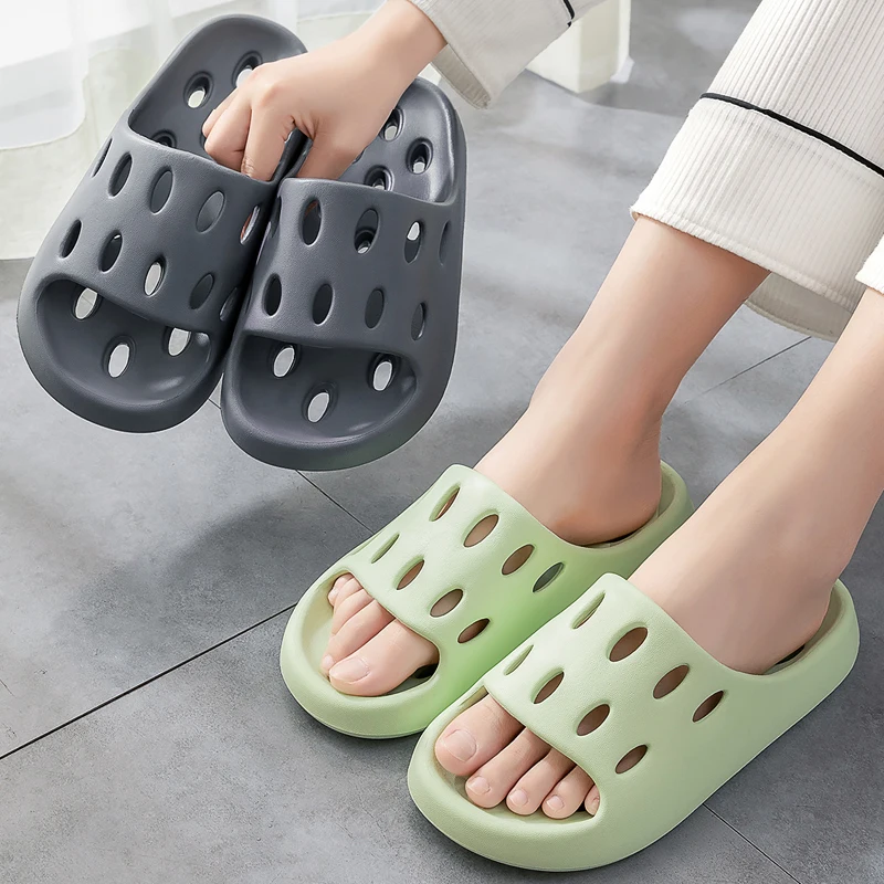 

Woman Slipper Cloud Summer Sandals Leaking Men Flip Flops Beach Slides Home Casual House Shoes Flat Eva Female Male Non Slip