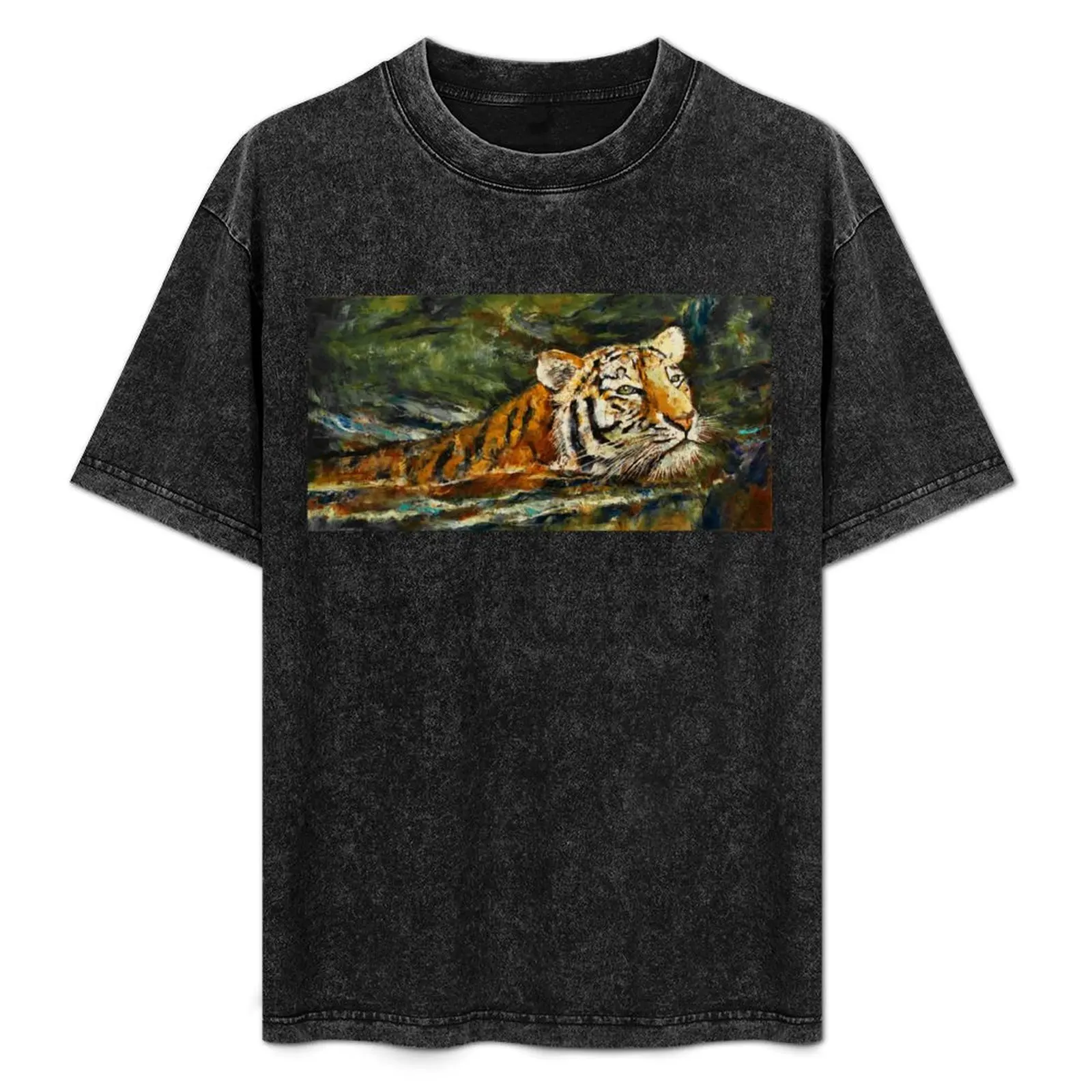 

Swimming Tiger T-Shirt Outdoor Activity Sports T-Shirt