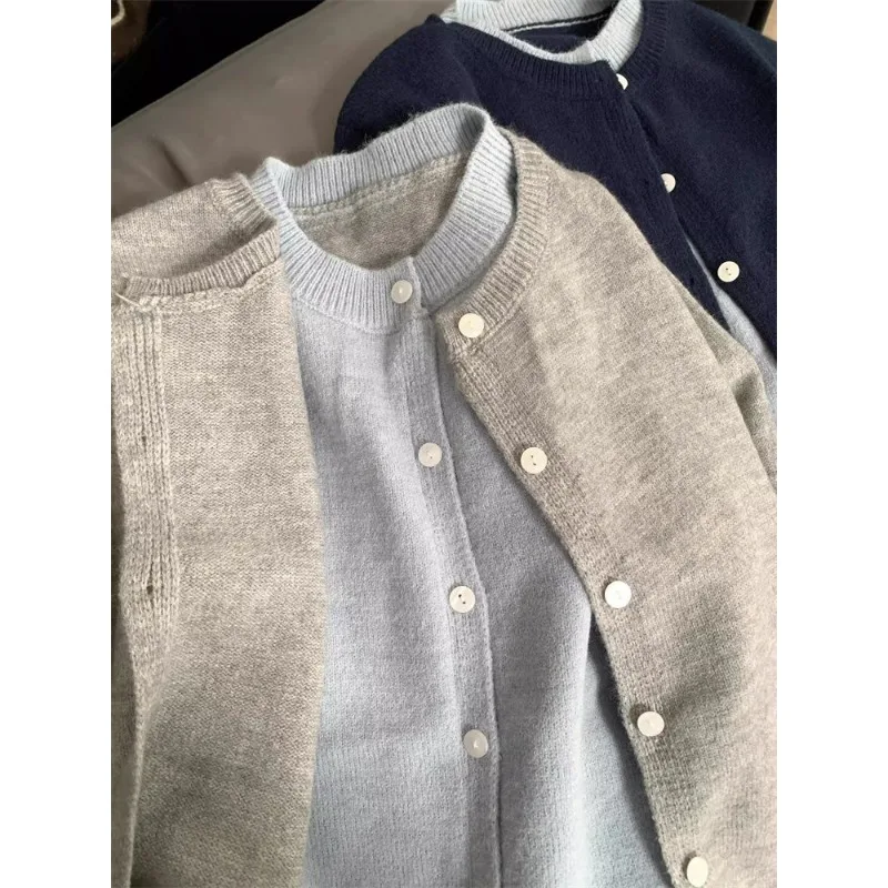 Coreano chique emenda cor contrastante falso de duas peças cinza malha cardigan jaqueta feminina outono camisola topo