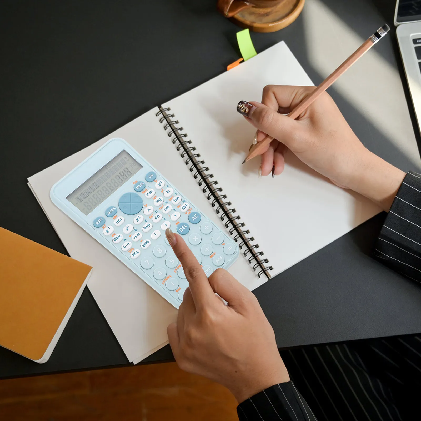 

Научный калькулятор синего цвета, 240 функций, большой дисплей, портативный, для математических соревнований в колледжах и офисного использования