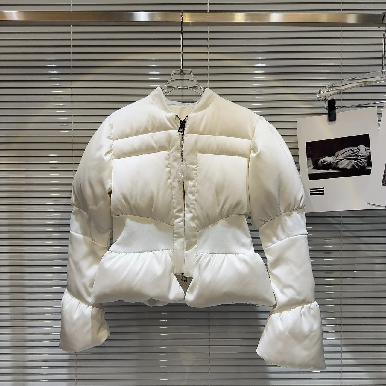 DEAT 2026 Winter New Items Fashion Women's Thread Waist Design Warm Jacket Casual Solid Color Zipper Cotton Padded Coat 11A01161