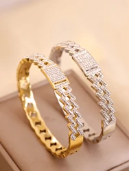 A Titanium steel fashion women's bracelet