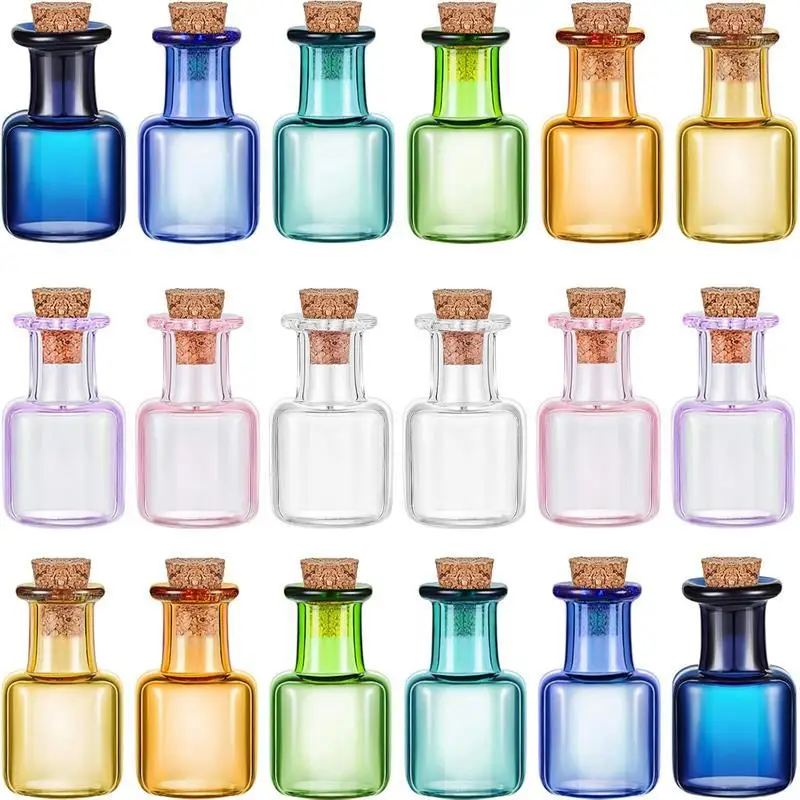 

Mini colored glass small square bottles can be made into wish bottles drift bottles DIY accessories pendants mobile phone chains
