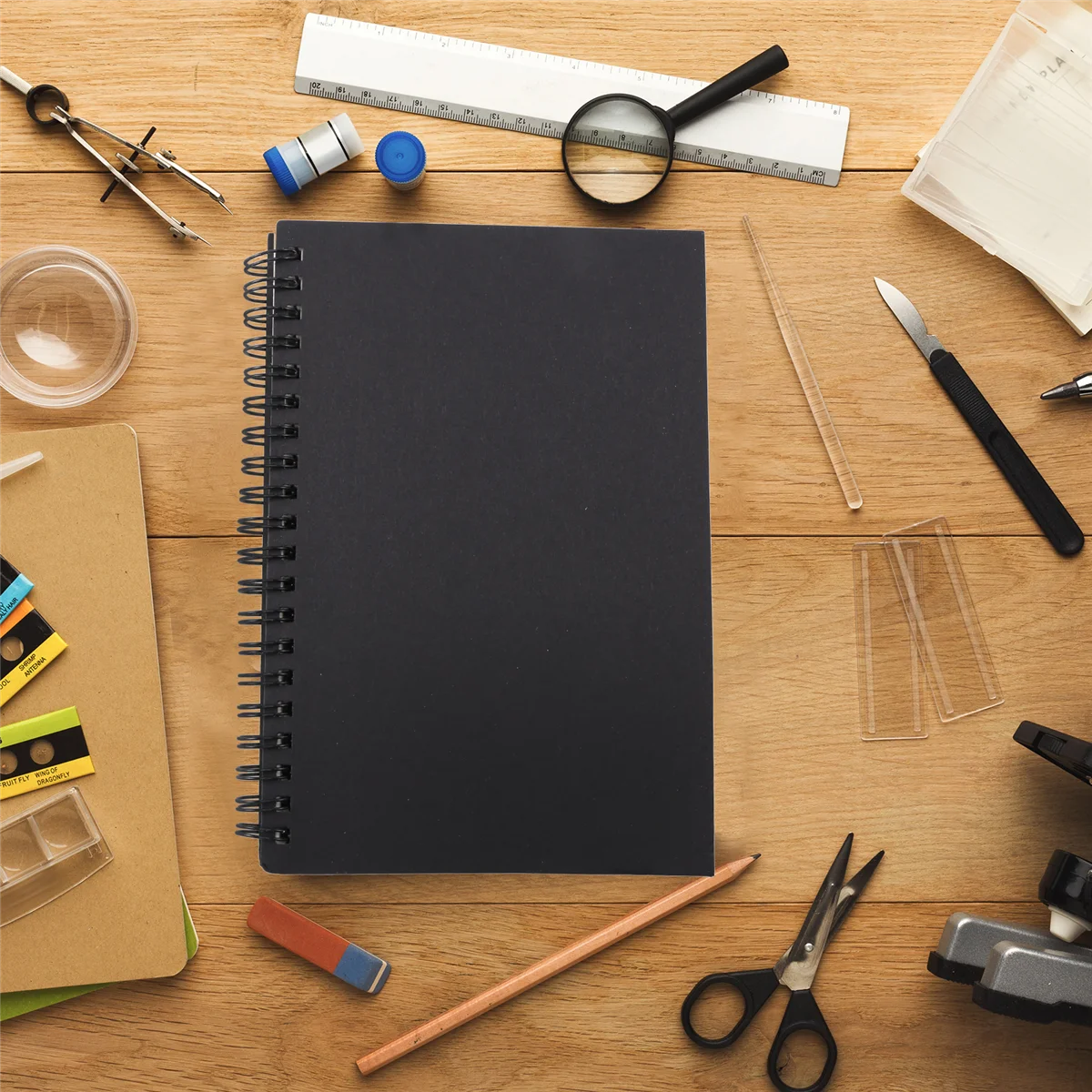 Retro Kraft Coil Sketch Sketchbooks Blank Notebook Notebook School Stationery（Black and White）