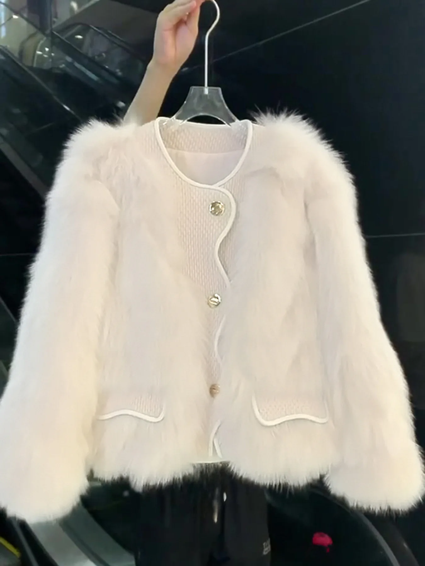 Chaqueta de piel sintética para mujer, abrigos para mujer, aspecto juvenil, ala de murciélago, esposa de la nieve, hebillas pesadas de estilo antiguo, bonito estampado juvenil, elástico acolchado