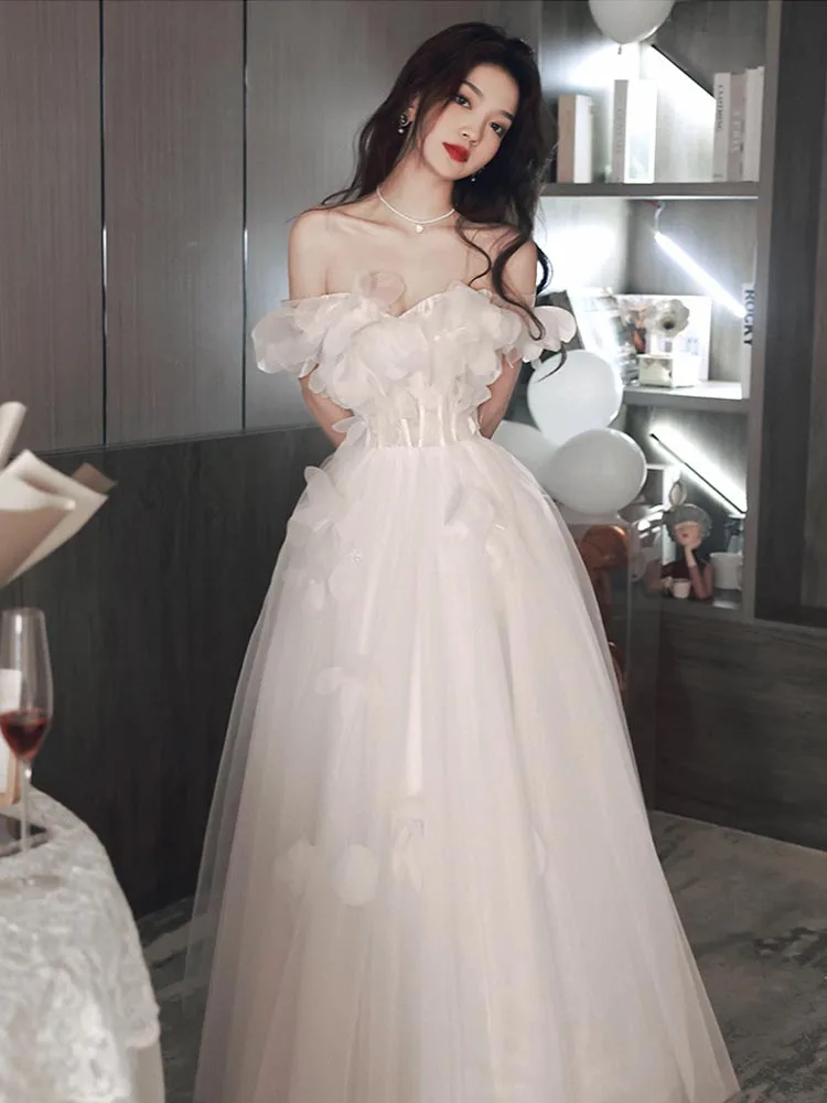 Vestido de quinceañera blanco con apliques románticos, traje de princesa con hombros descubiertos, elegante, corte en A, fiesta de cumpleaños, 2023