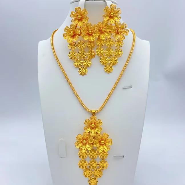 Nigerianische Blumen-Halsketten- und Ohrring-Sets für Bräute, Äthiopischer Indischer 24k Goldfarben Dubai Schmuck, Ohrringe für Bankett und Party, Geschenke