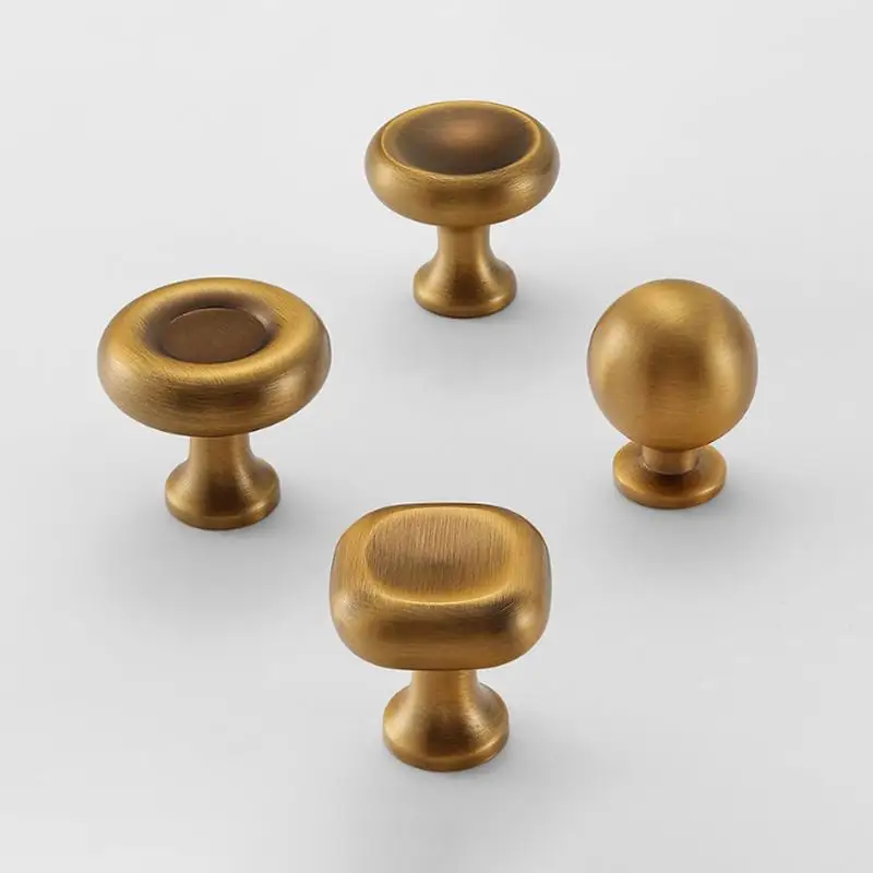 Antique Brass Kitchen Cabinet Handles Vintage Wardrobe Dresser Drawer Knobs for Home Furniture Renovation
